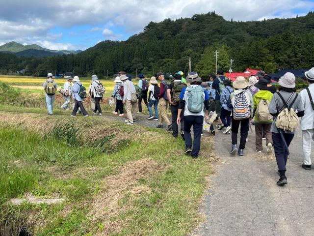 一関市骨寺村荘園コース分岐点１.JPG
